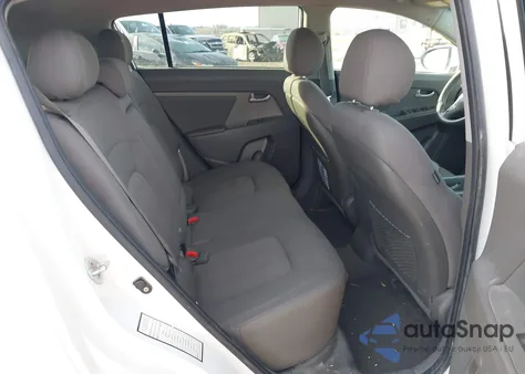 2012 Kia Sportage Lx z USA, uszkodzony, nr VIN KNDPBCA24C7230808